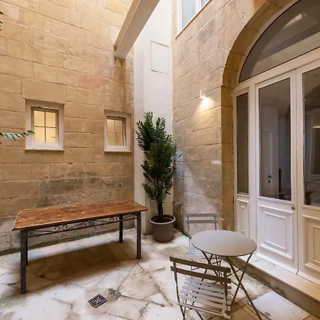 Harbour Mansion Apartmán