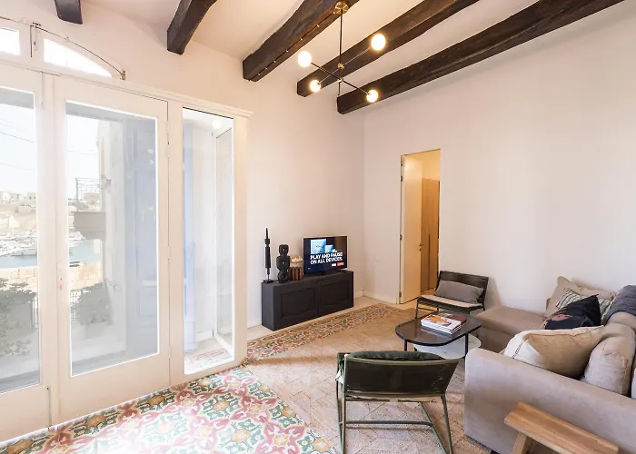 Harbour Mansion * Birgu