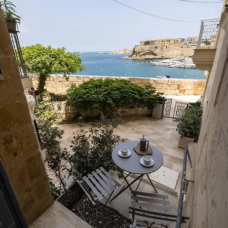 Harbour Mansion דירה *