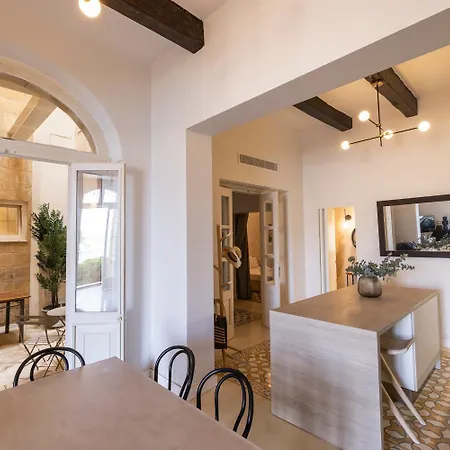 Harbour Mansion Апартаменты Биргу