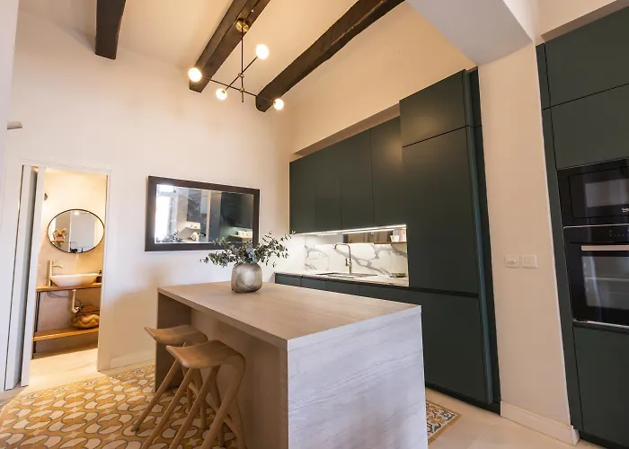 公寓 Harbour Mansion 比尔古